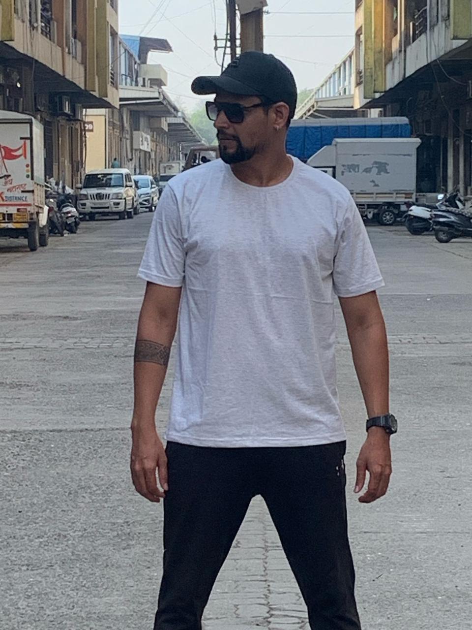Round Neck T shirt