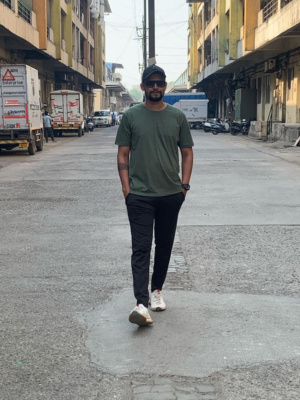 Round Neck T shirt